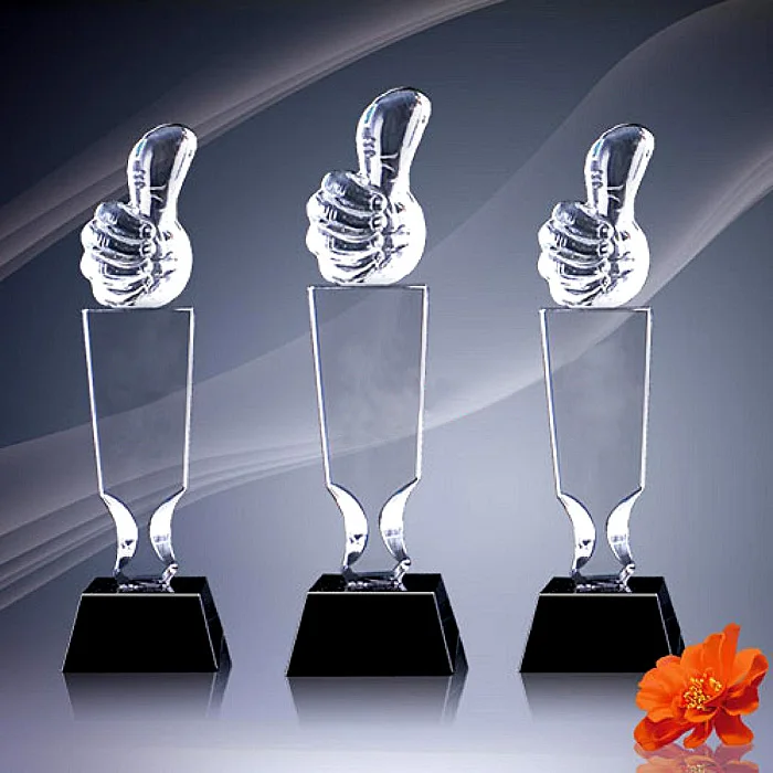 

Hot sale!Excellent employee thumbs crystal trophy championship trophy,Free shipping