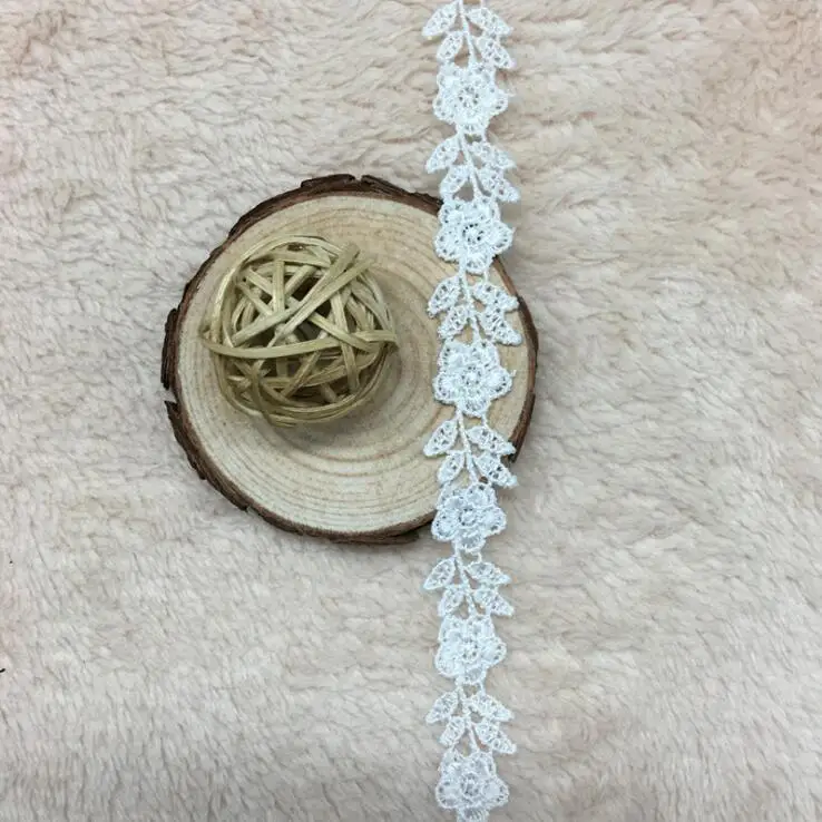 

60Yards15mm White Fabric Flower Venise Lace Trim Applique Dentelle Sewing Craft Embroidered Flower Lace Trim For DIY Accessories