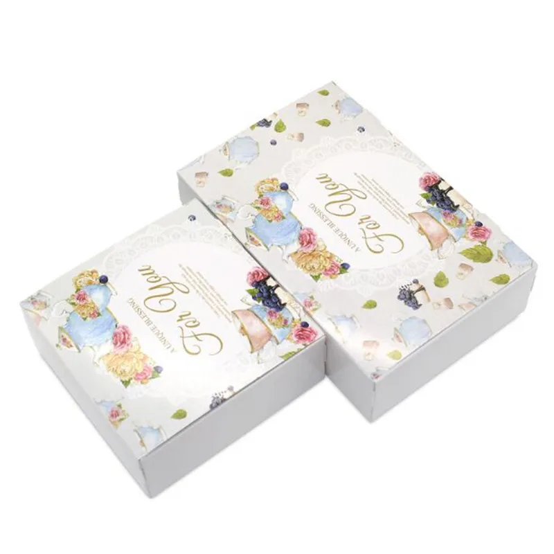 

Hot sale 100pcs British Flower cupcake boxes Gift Packaging Wedding Party baking Package Vintage Floral Kraft paper cake box