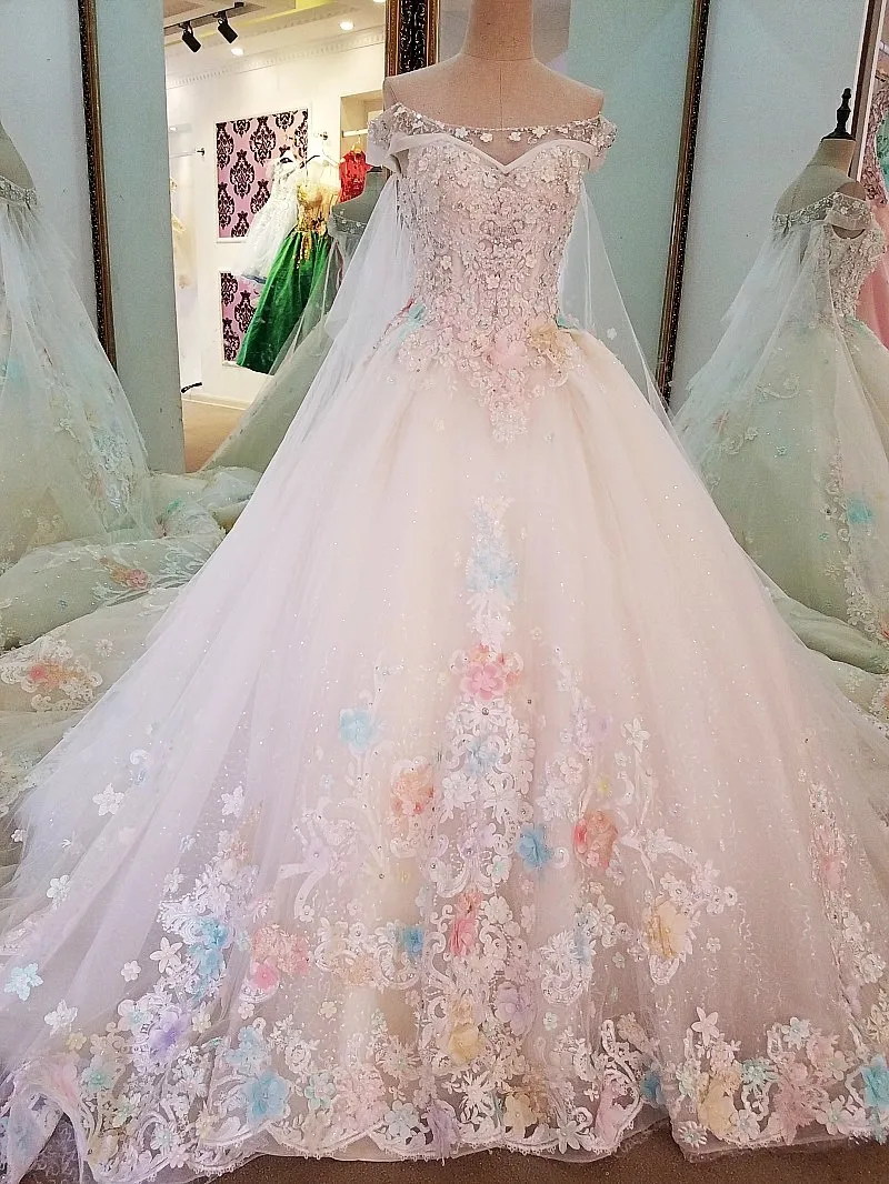 Роскошное Свадебное платье с открытыми плечами и бисером бальное объемными