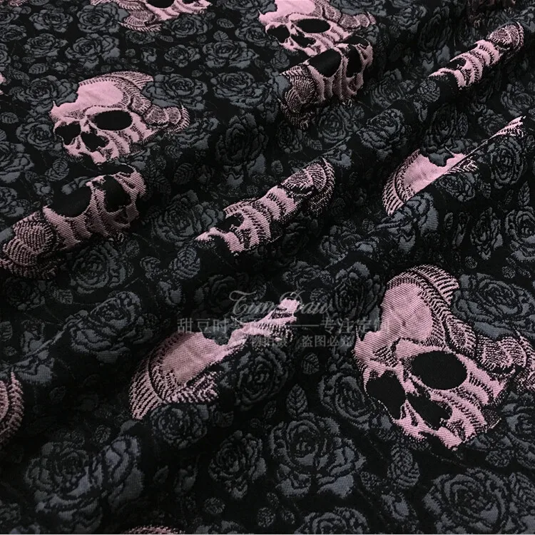 Двуслойная жаккардовая ветровка розового цвета для весны и осени зимы платье