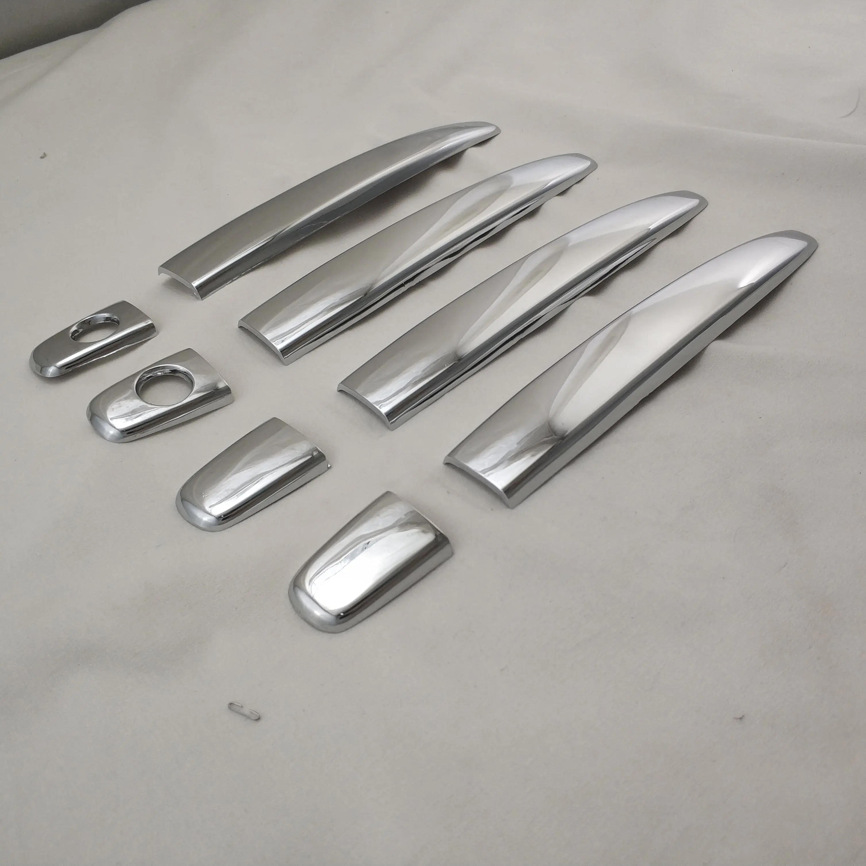 

The high quality 8pcs Chrome plated Door Handle Cover Auto For Toyota Camry 2007 2008 2009 2010 2011 Car Trim
