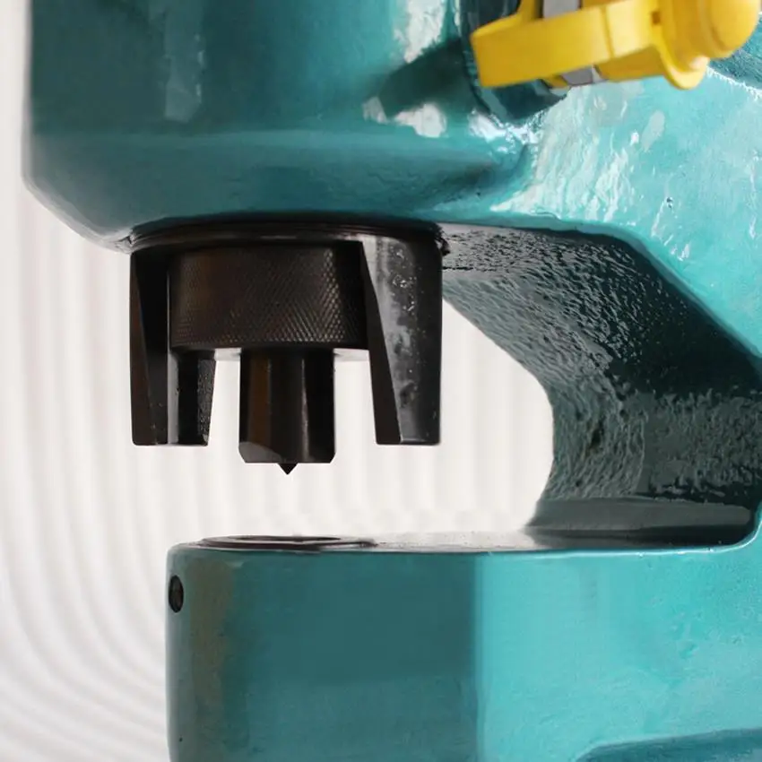 Высококачественный Гидравлический перфоратор для отверстий диаметром 25 мм |