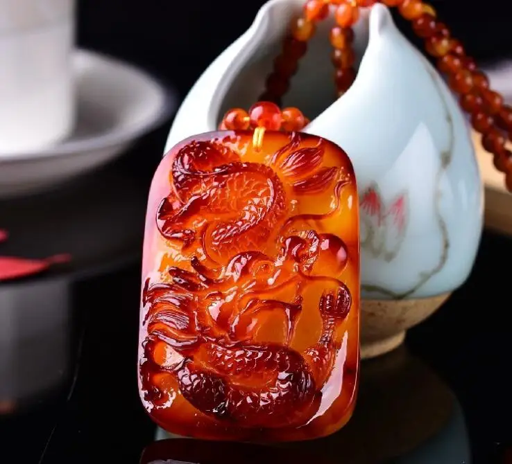 Высокое качество натуральный медовый воск красный жадеит Дракон бренд ожерелье