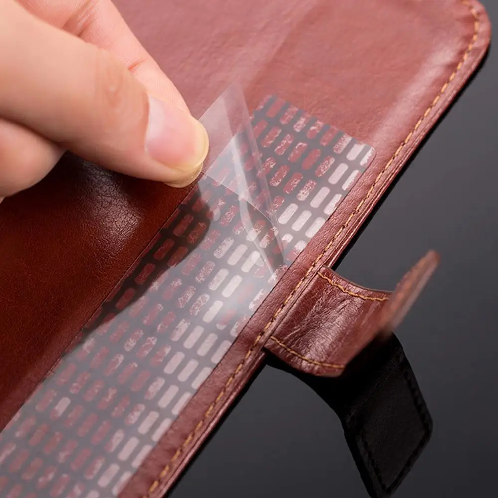 Кожаный чехол-книжка для телефона с откидной крышкой Maze Alpha Blade X чехол на лабиринт