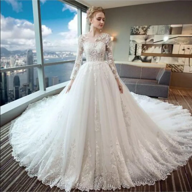 

Glamorous Appliques Ball Gown Wedding Formal Dresses Chapel Train Elegant Round Neck Long Sleeve Bridal Gown Vestido de Noiva