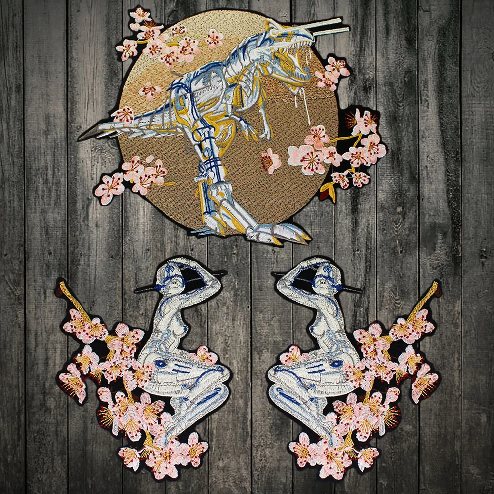 Матерчатая нашивка с изображением динозавра сливы Mend декорированная нашивкой