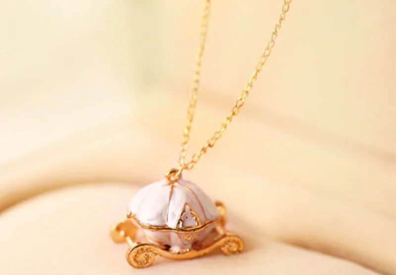 Cinderella Sweet Pumpkin Carriage Necklace Fairy Tale God Color Mother Magic Alloy Chains Exquisite Pendants Necklaces N176 | Украшения и