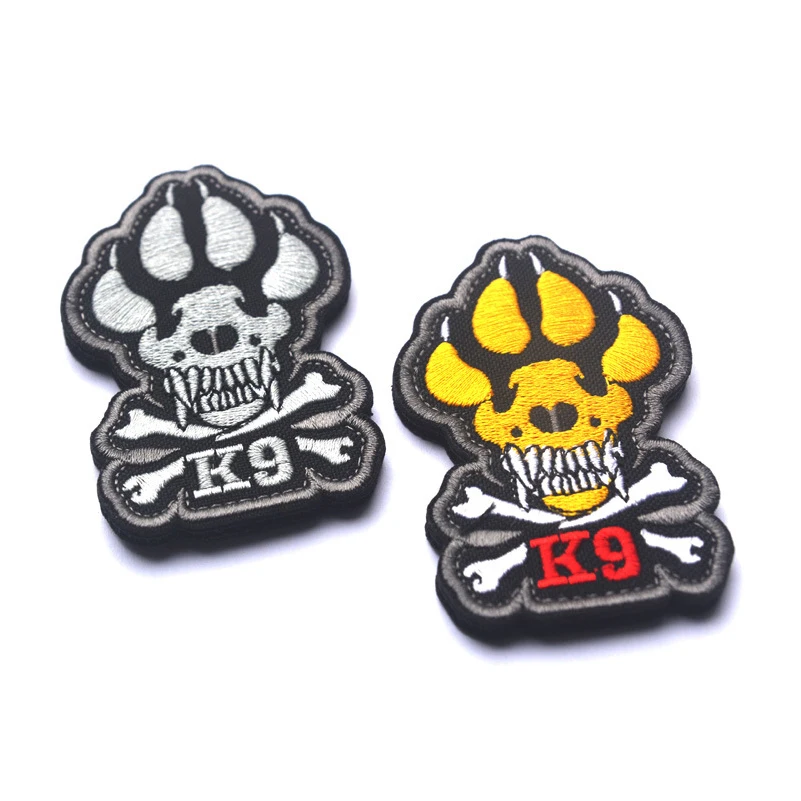 K9 и скрещенных костей тактическая собаками армейский военный знак с застежкой