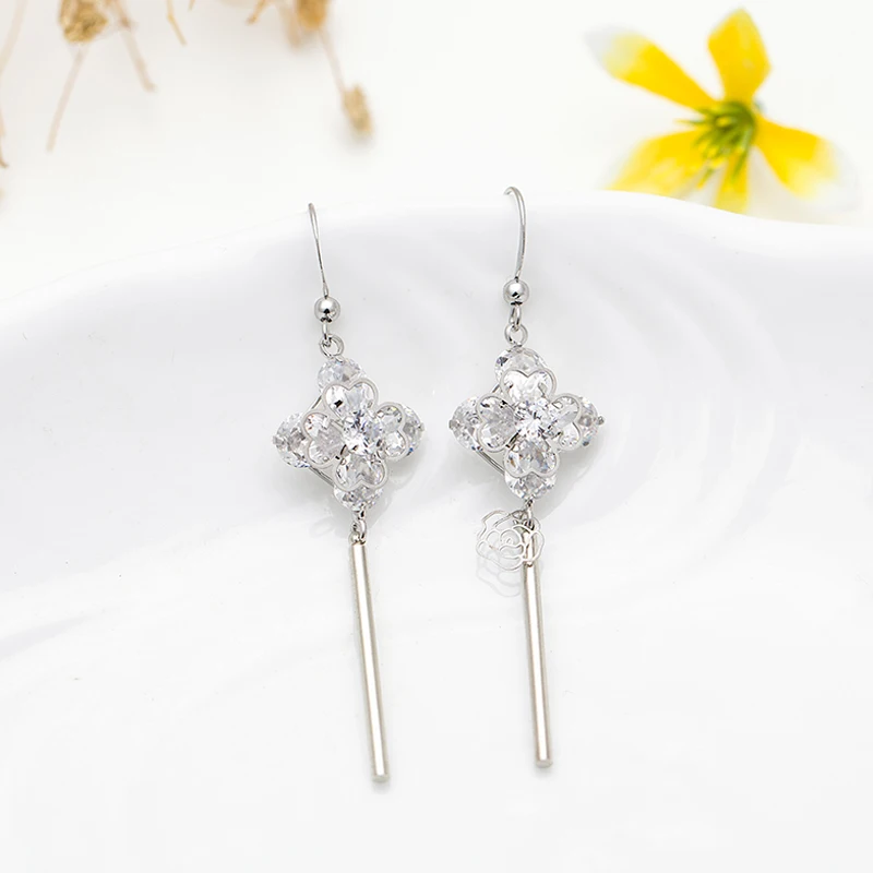 Женские серьги подвески Manxiuni boucle d'oreille femme pendante длинные с кристаллами