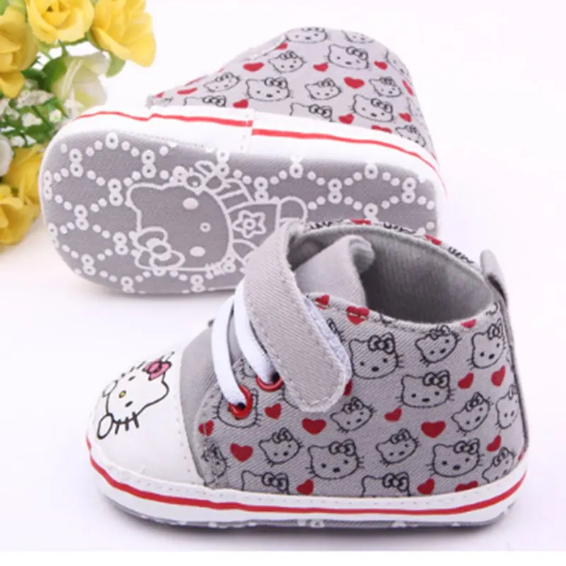 Детская обувь Hello Kitty для девочек брендовая повседневная маленьких принцесс с