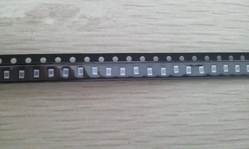 Полные серии PT100 PT1000 Платиновый резистор SMD0603/0805/1206 PT20, PT50, PT100, PT200, PT500, PT1000 пленка Платиновый терморезистор чип