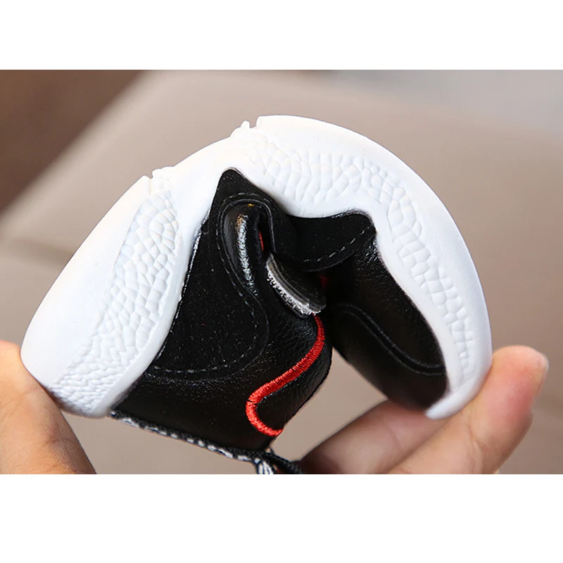 

Spring Autumn Kids Sports Shoes PU Leather Breathable Children Casual Shoes Toddler Baby Black Red Flats Clunky Sneakers Zapatos