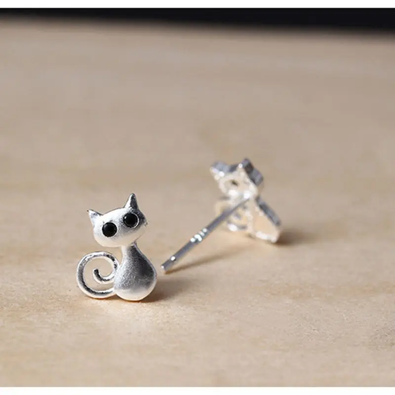 Серьги гвоздики Котенок женские серебристые украшения с милой кошкой для