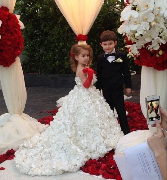 Платья для девочек с цветочным узором ручной работы без бретелей рукавов