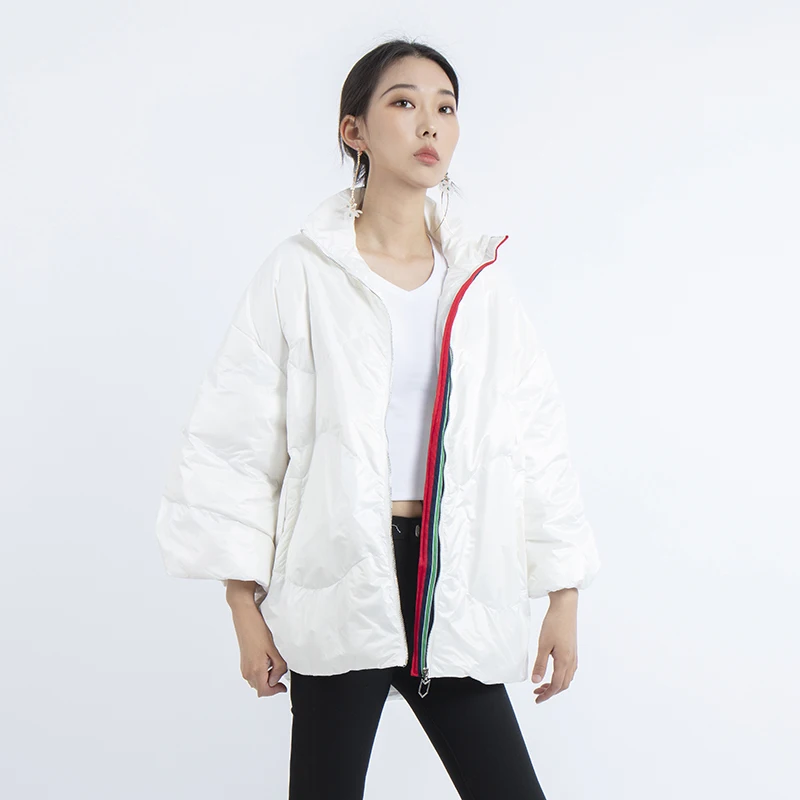 Женская легкая куртка пуховик на утином пуху зимняя большого размера в Корейском