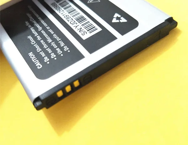 AZK новый высококачественный D303 1300mAh литий ионный аккумулятор для Micromax мобильный
