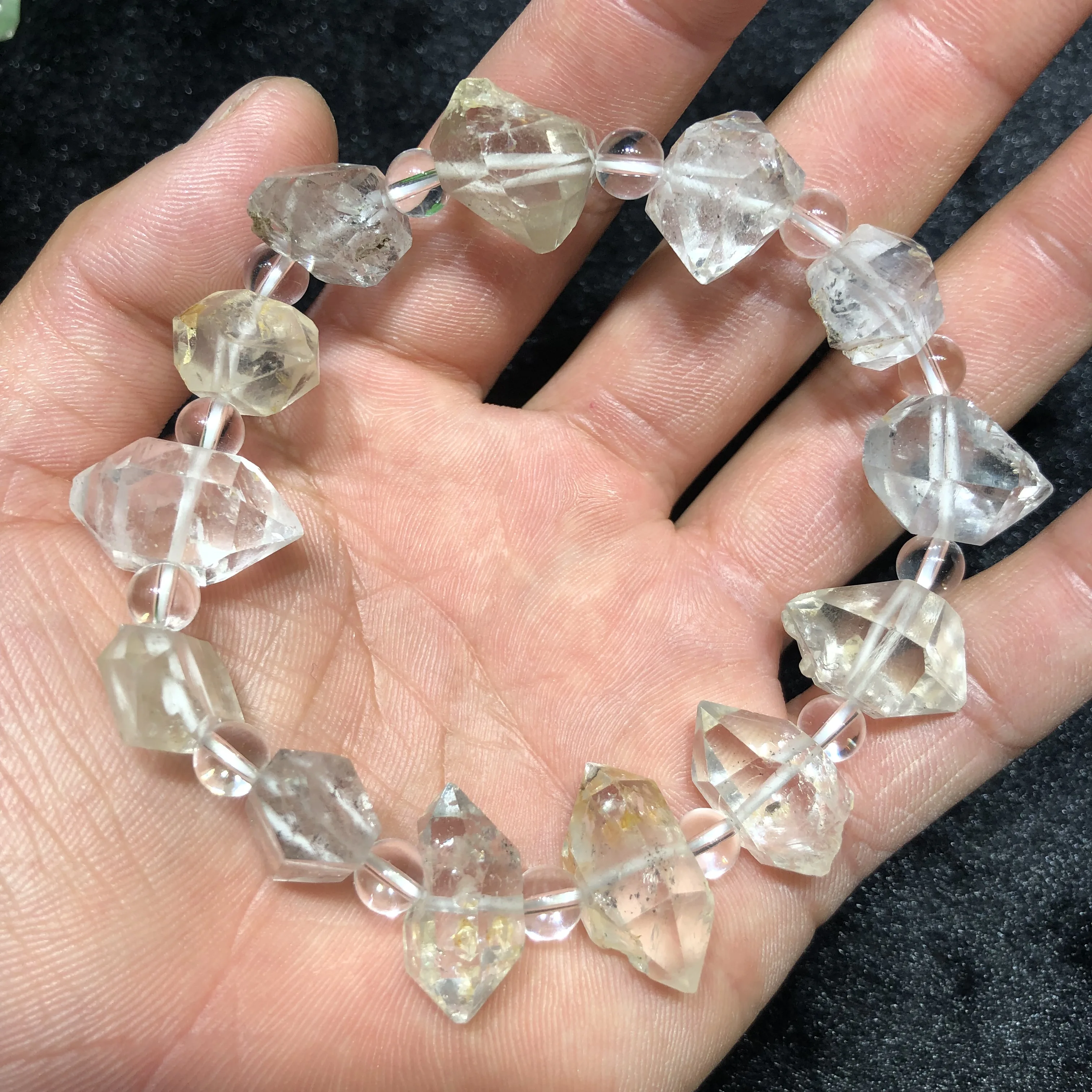 Браслет из алмазов с натуральными скалами и минералами браслет необработанного