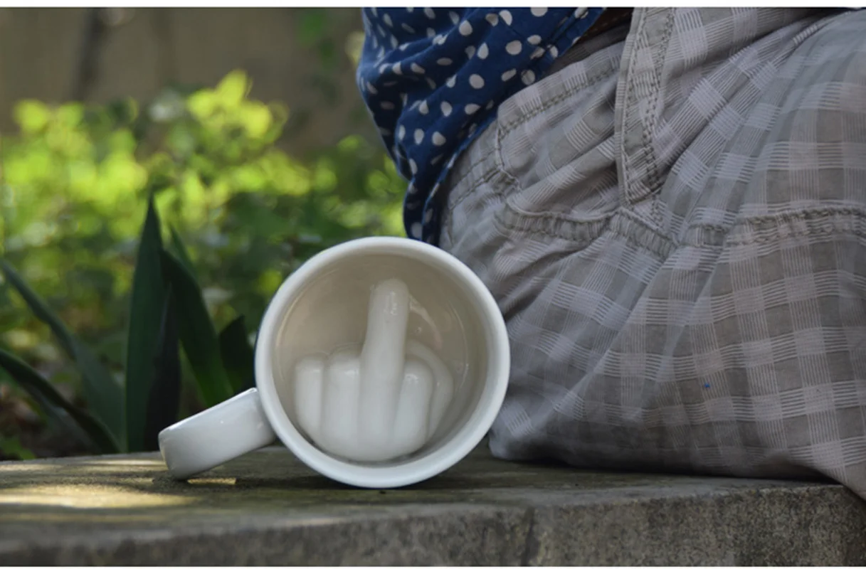 2019 Creative Design White Middle Finger Mug Novelty Style Mixing Coffee Milk Cup Funny Ceramic 300ml Capacity Water | Дом и сад