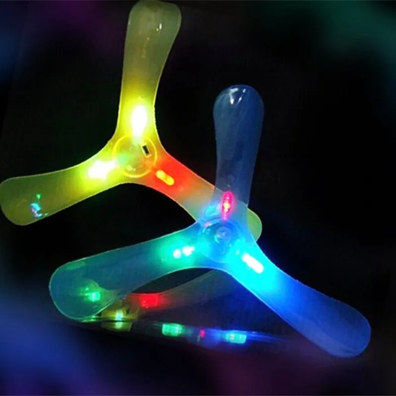 Светильник вспышка летающая игрушка Бумеранги светодиодный светящийся Бумеранг