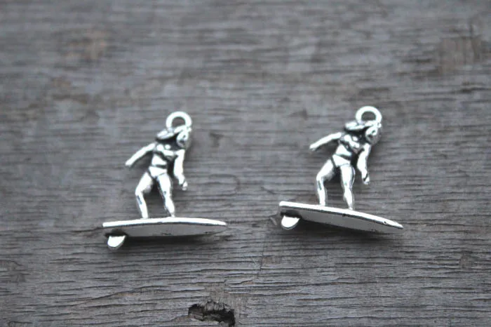 25 шт -- серферные подвески Античные тибетские серебряные тона серфинга Шарм