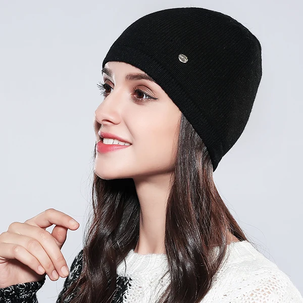Вязаные шапки Женские однотонные модные высококачественные шапочки Skullies осенне-зимние вязаные черные шапки женские шапочки# MZ746 - Цвет: Черный