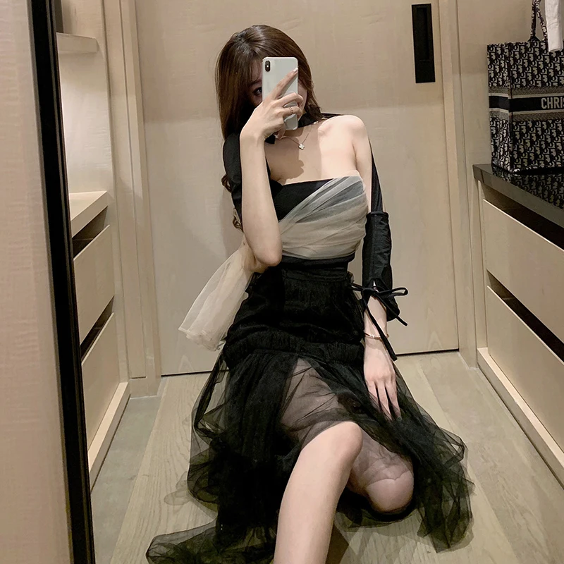 TWOTWINSTYLE летняя сетчатая Лоскутная Сексуальная футболка для женщин водолазка нерегулярные повязки Тонкий Топы Женская мода