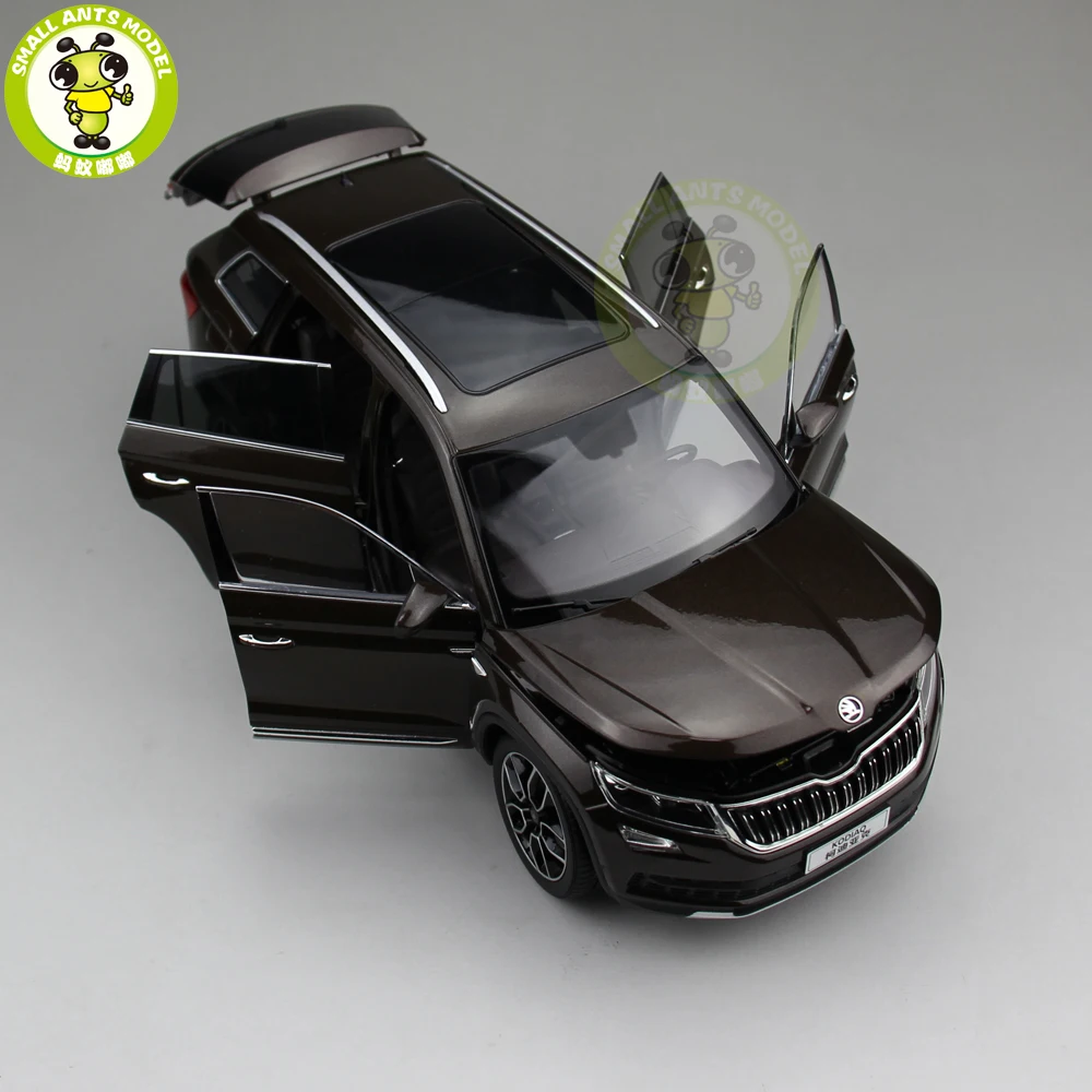 1/18 Skoda KODIAQ SUV литая модель металлическая модель автомобиля SUV подарок коллекция хобби коричневый