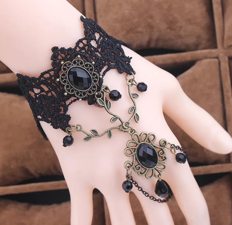 Готический браслет черный кружевной палец наручная цепочка с подвеской женский