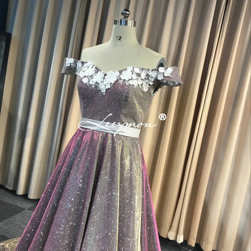 Винтажное вечернее платье серое блестящее длинное официальное для особых