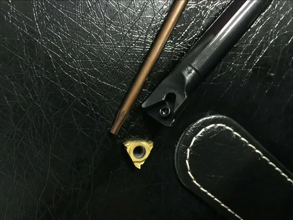 

FREE SHIPPING 1pcs SNR0010K11 Threading Turning Boring Bar Holder +1PCS 11 IR A60 Inserts cnc