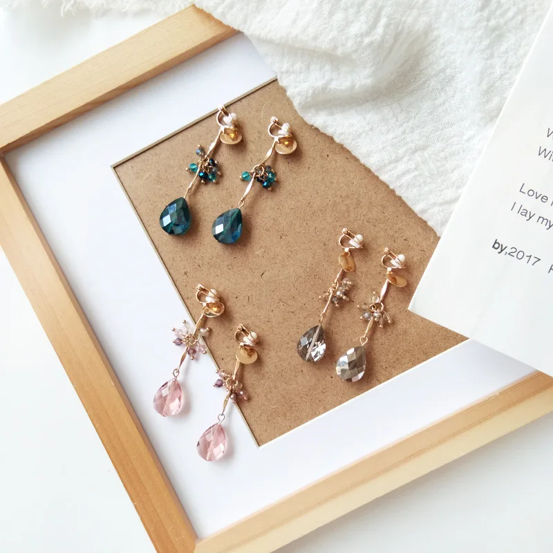 Милые эффектные длинные разноцветные блестящие хрустальные серьги-клипсы с