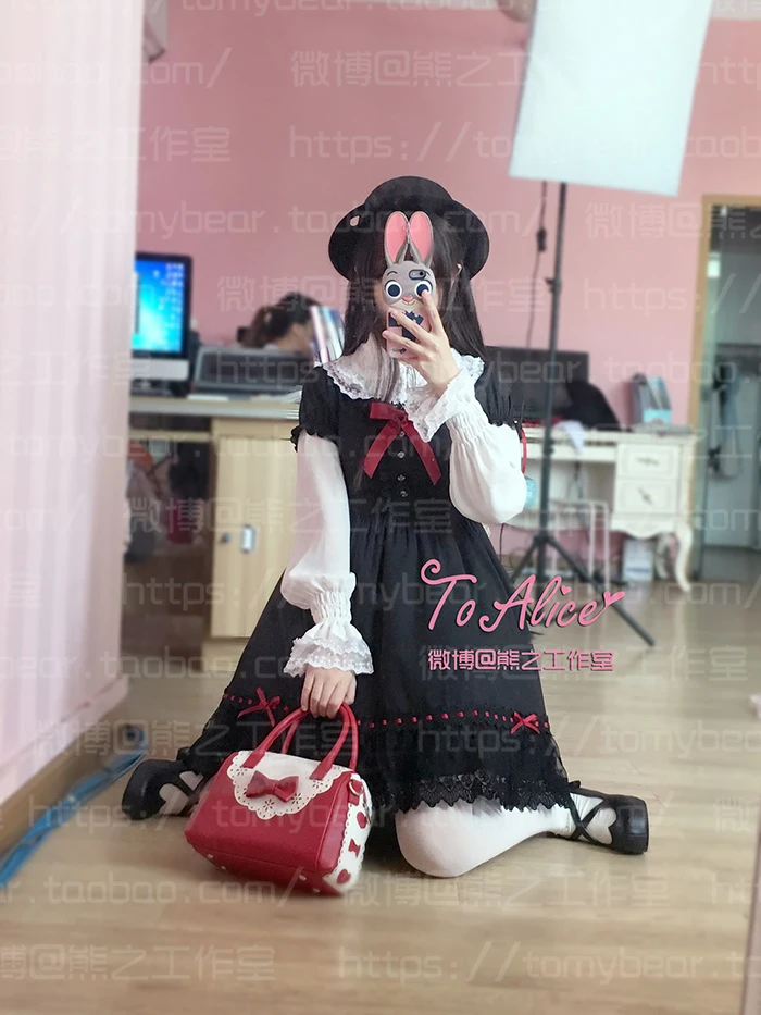 Супер милое черное кружевное платье для девочек с красной лентой большим бантом