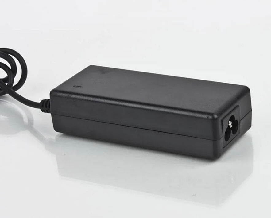 Зарядное устройство с адаптером переменного/постоянного тока для HP Pavilion DV6700 DV6000