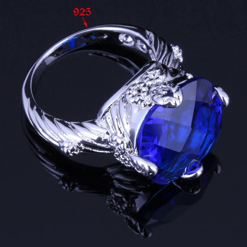 Великолепное Большое Квадратное кольцо с голубым кубическим цирконием и