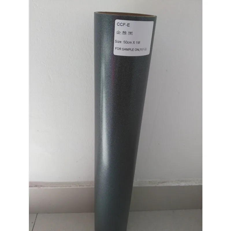 Виниловая термозащитная пленка для ткани (50 см * 1 м) блестящая черная с гибким