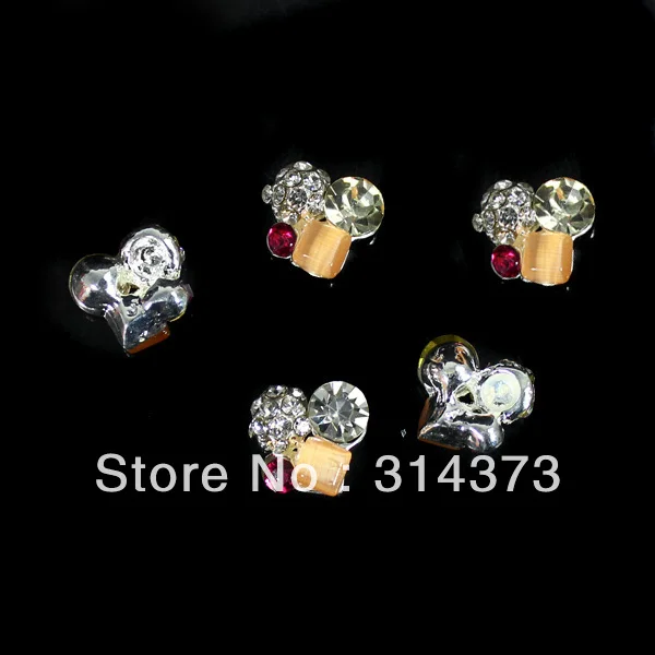 100pcs/lot 3D Alloy Plated Shinny Clear Rhinestones Unique Design Metal Nail Art Tips Phone Craft Decorations Manicure DIY | Красота и