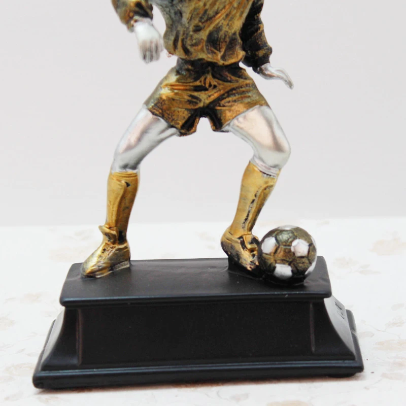 Креативные футболисты статуэтки Статуэтки из смолы ремесло офисная