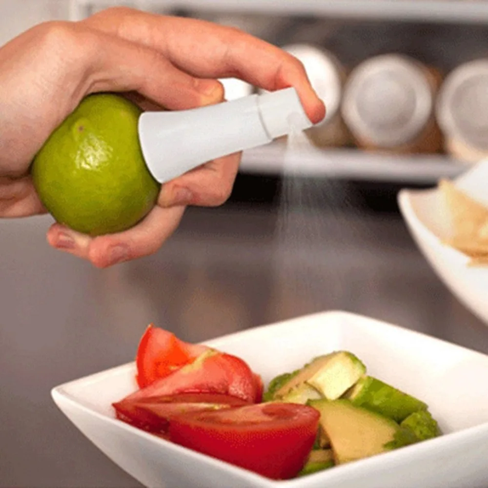 Mini Juicer Manual Lemon Sprayer Portable Creative Juice Orange Spray Cooking Tool | Бытовая техника