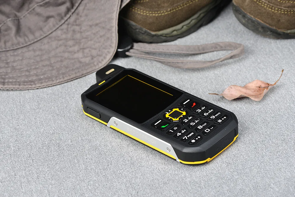 Original Waterproof phone WE S8 Power Bank GSM Senior old man IP68 Rugged shockproof cell three sim sonim H6 DG22 a12 X1 X6 xp6 | Мобильные