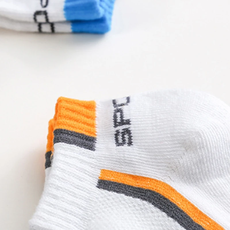 

1Pair Elasticity New Arrival 2018 High Quality Men Solid Color Cotton Fashion Male Boat Socks Comfortable Ventilate