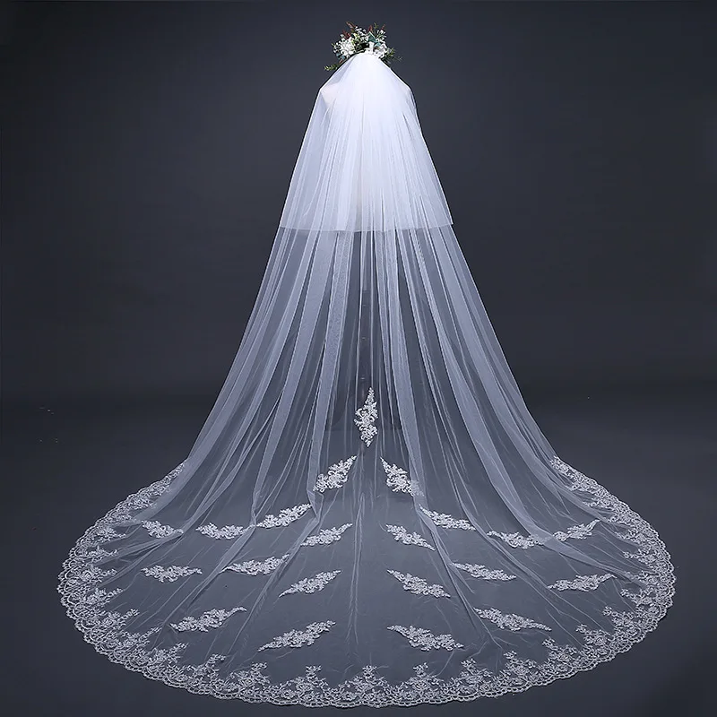 

2019 New Wedding Veil Two Layers Beautiful Lace Edge Bridal Veil With Comb Wedding Accessories Veu De Noiva Real Photos EE17125