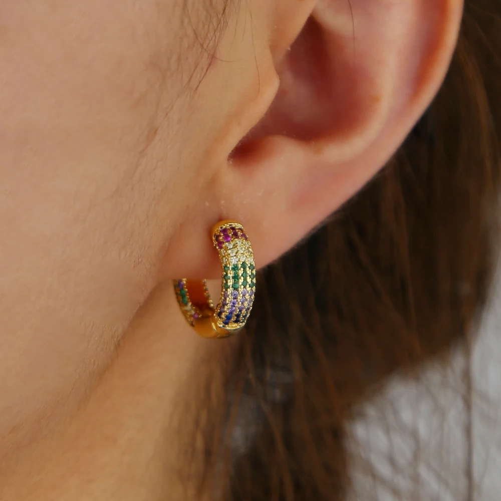 Pastel rainbow cz huggie серьги кольца модные классические микро паве Красочные камни