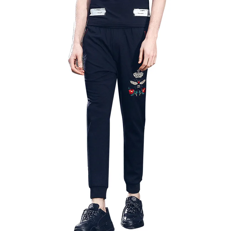 

Fanzhuan Free Shipping New fashion male trousers men's casual Slim 2018 summer personality embroidery pants fitness thin 828021