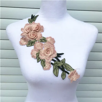 Light pink 1 шт. 3D красная вышитая ткань цветок розы Венеция кружева швейная аппликация кружевной воротник декольте Воротник Аппликация аксессуары - Цвет: Light pink