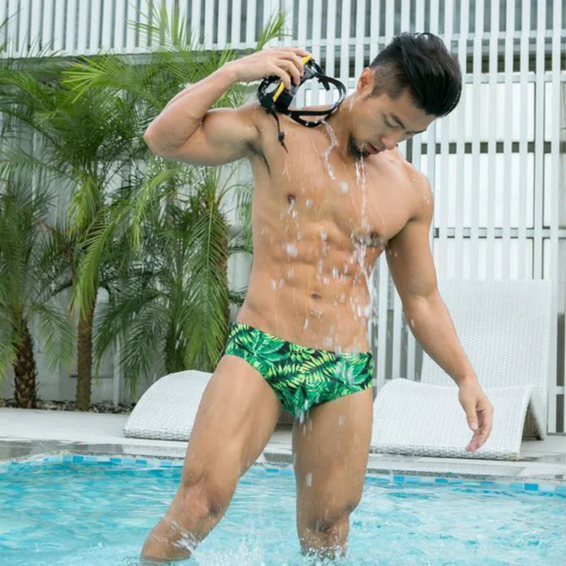 

7 pattern sexy men swimming trunks surfing bermudas Leaf Printed swim shorts swimwear swimsuits bathing suit zwembroek heren 068