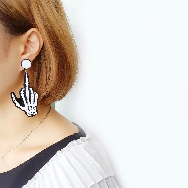 Doreen Box Горячая Новинка руки скелета женские стильные серьги гвоздики ушной столб