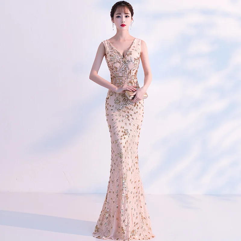 Длинное платье Ципао цвета шампанского с v-образным вырезом и блестками