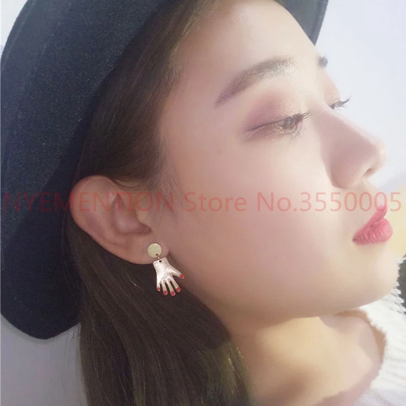 New Personalized Red Nails Plam Shaped Earrings 2018 Girls Tiny Gold Tone Hand Dangle For Women Femme 20pairs | Украшения и