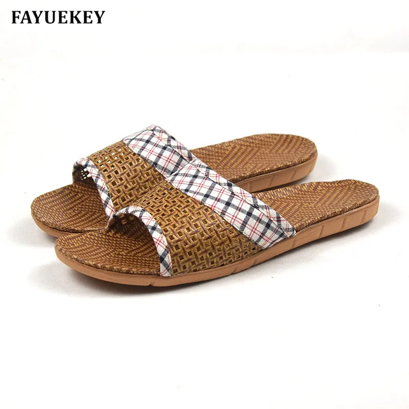 

Домашние льняные дышащие шлепанцы FAYUEKEY, в клетку, для мужчин, домашние пляжные шлепанцы, подарок для мальчиков, обувь на плоской подошве, лет...